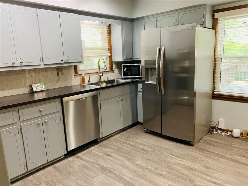 6717 N Euclid Avenue — photo 8