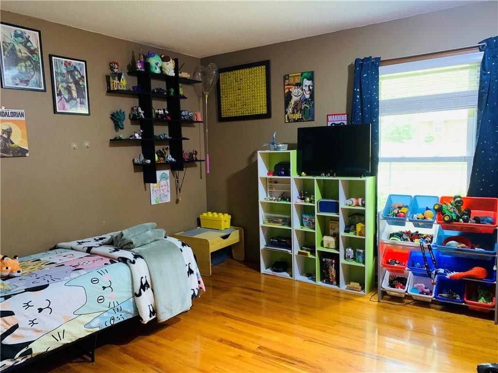 6717 N Euclid Avenue — photo 15