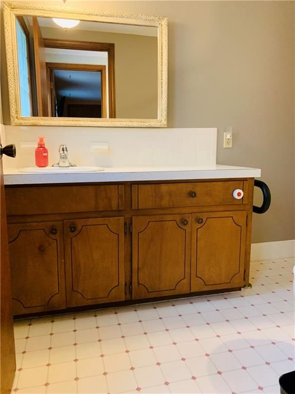 6717 N Euclid Avenue — photo 31