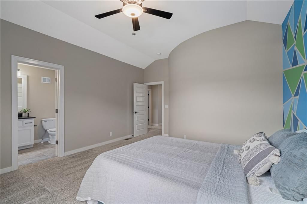 9238 Marion Street — photo 38