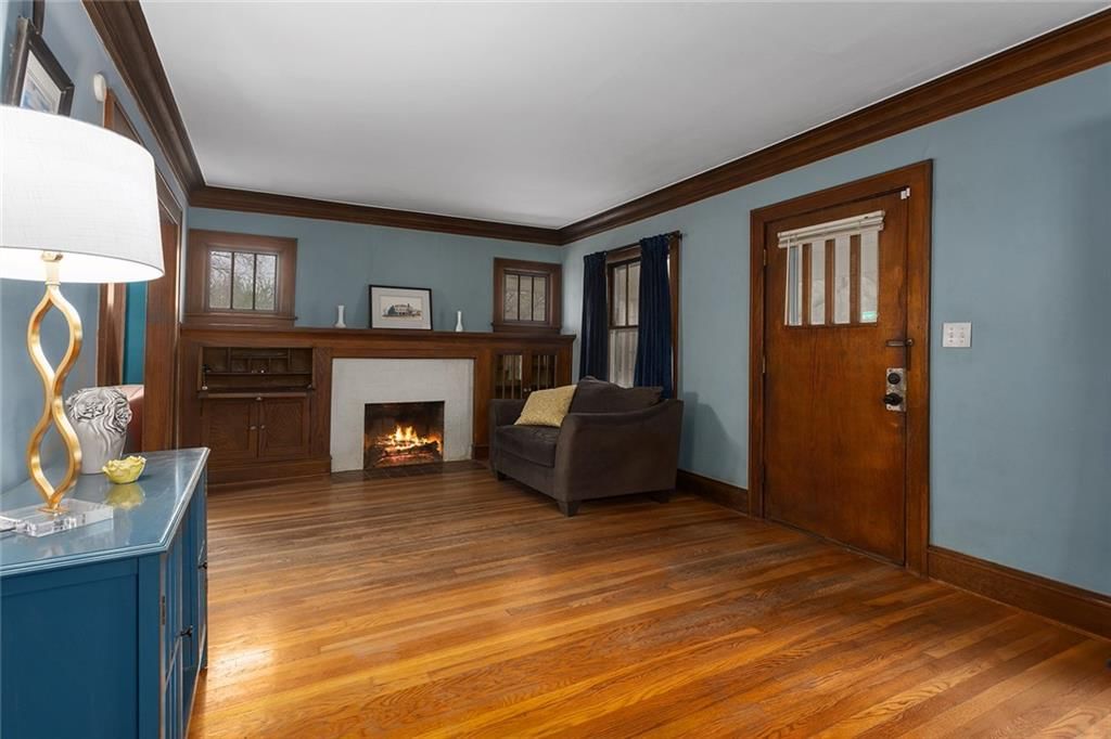 5845 Charlotte Street — photo 7