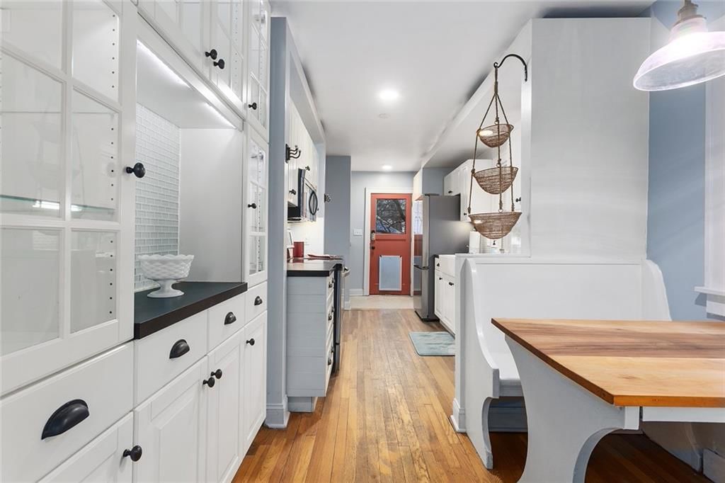 5845 Charlotte Street — photo 13