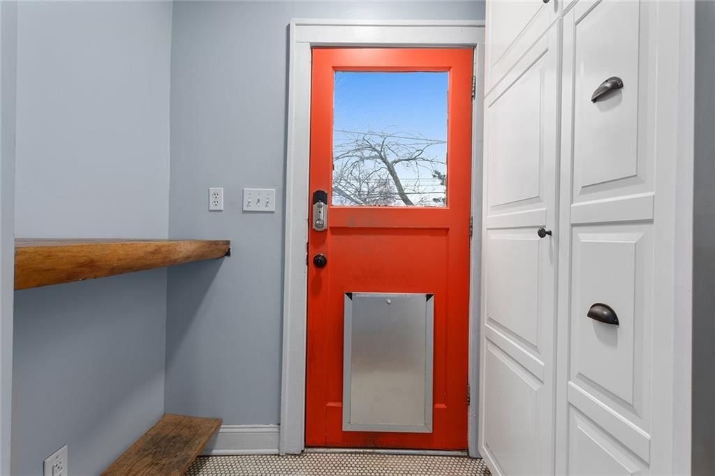 5845 Charlotte Street — photo 18