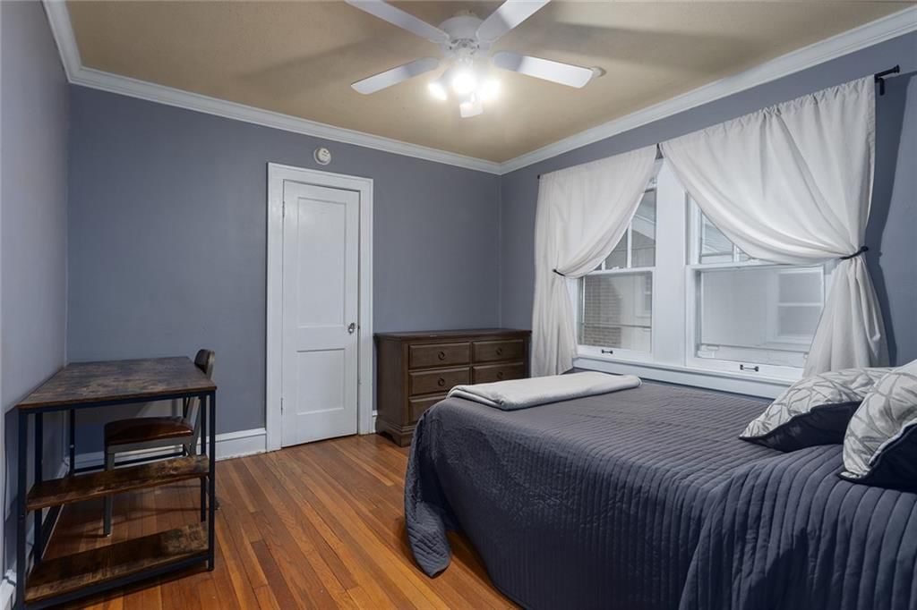 5845 Charlotte Street — photo 20