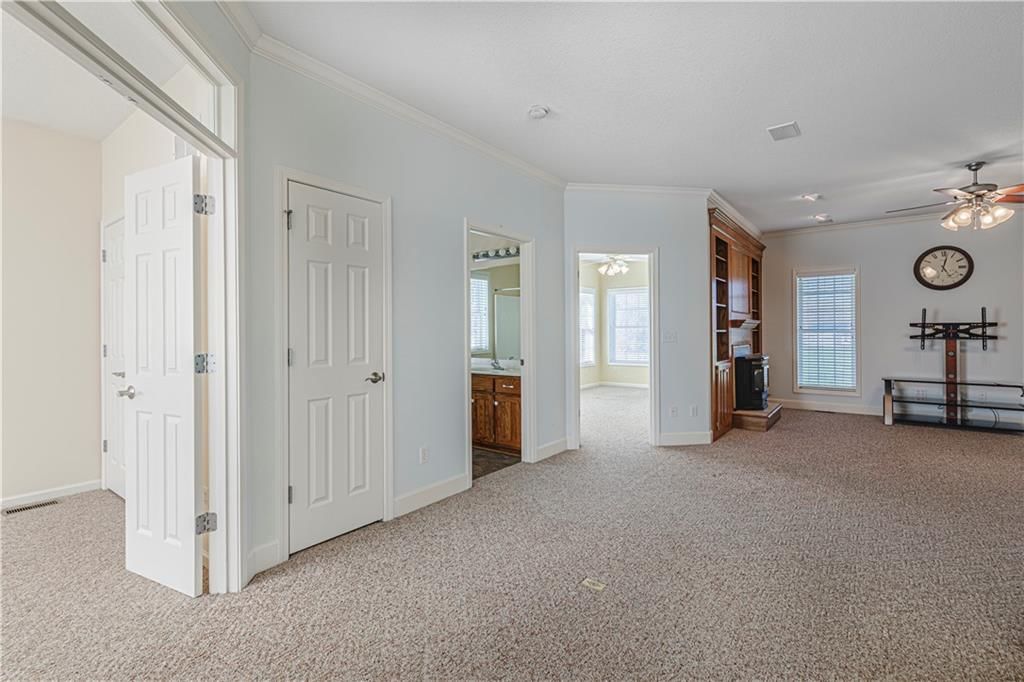 22201 S Valley Road — photo 13