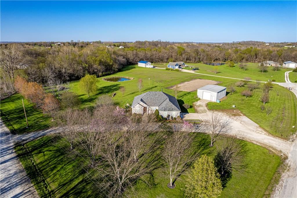 22201 S Valley Road — photo 44