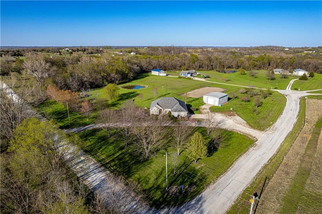 22201 S Valley Road — photo 45
