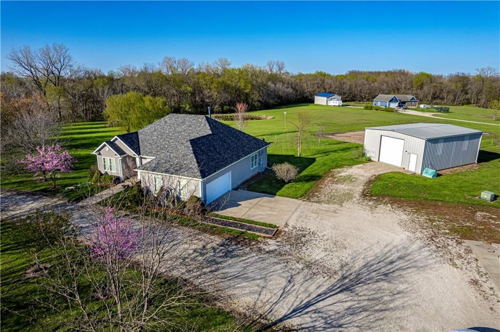 22201 S Valley Road — photo 49