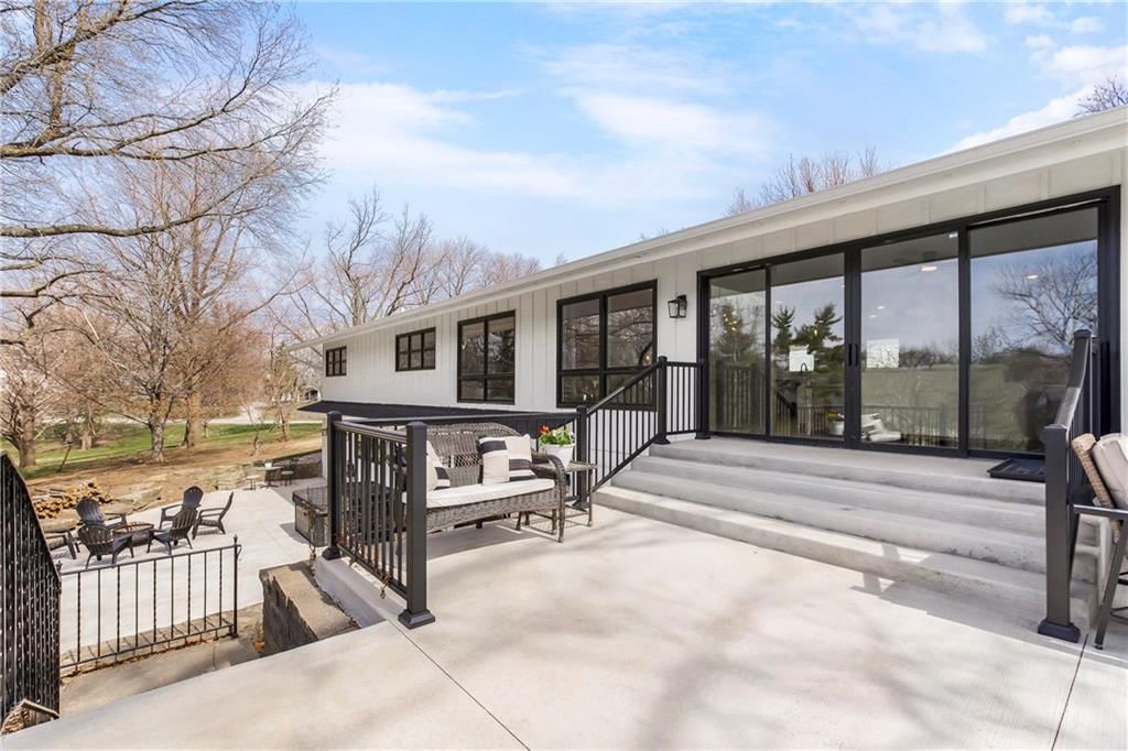 900 N Morse Avenue — photo 10