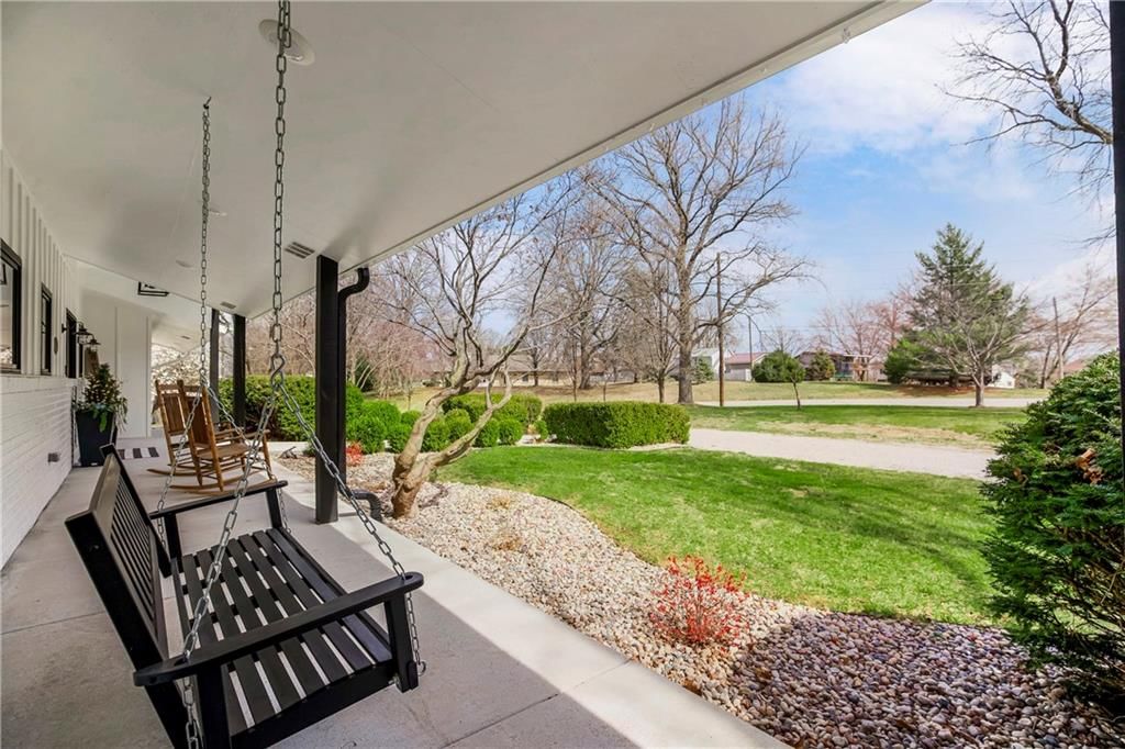 900 N Morse Avenue — photo 15