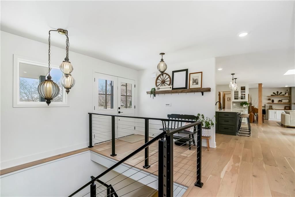 900 N Morse Avenue — photo 19