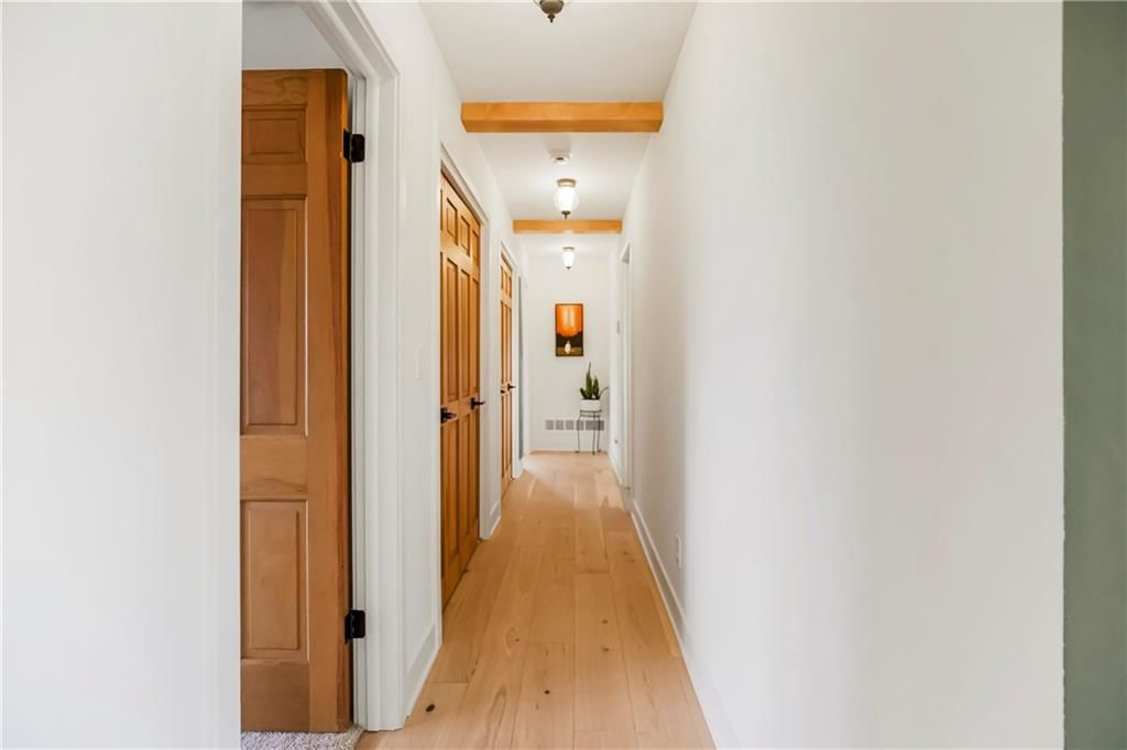 900 N Morse Avenue — photo 39