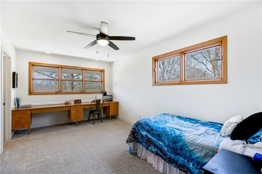 900 N Morse Avenue — photo 46