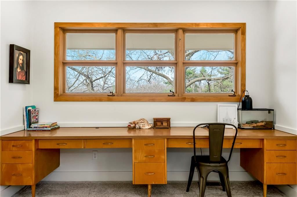 900 N Morse Avenue — photo 47