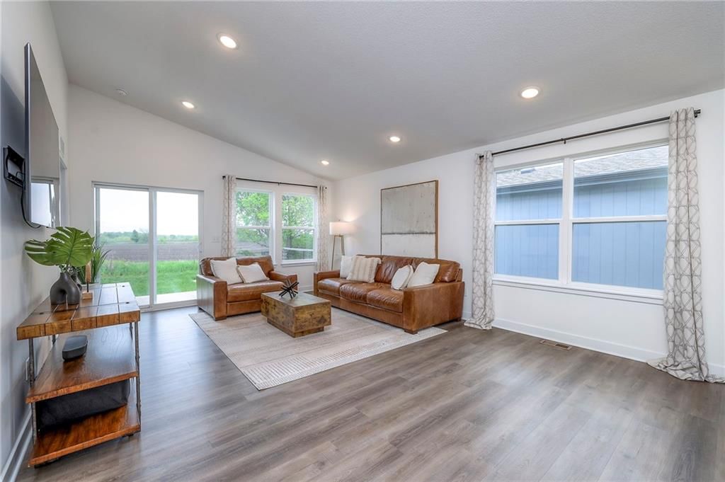 18009 Hauser Street — photo 13