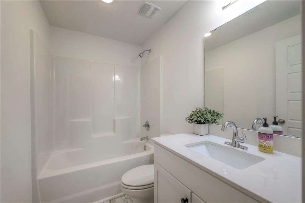 18009 Hauser Street — photo 36