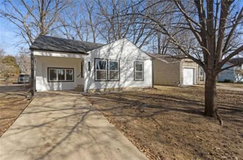 7713 Locust Street — photo 2