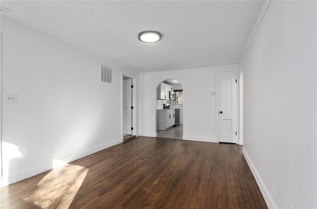 7713 Locust Street — photo 5