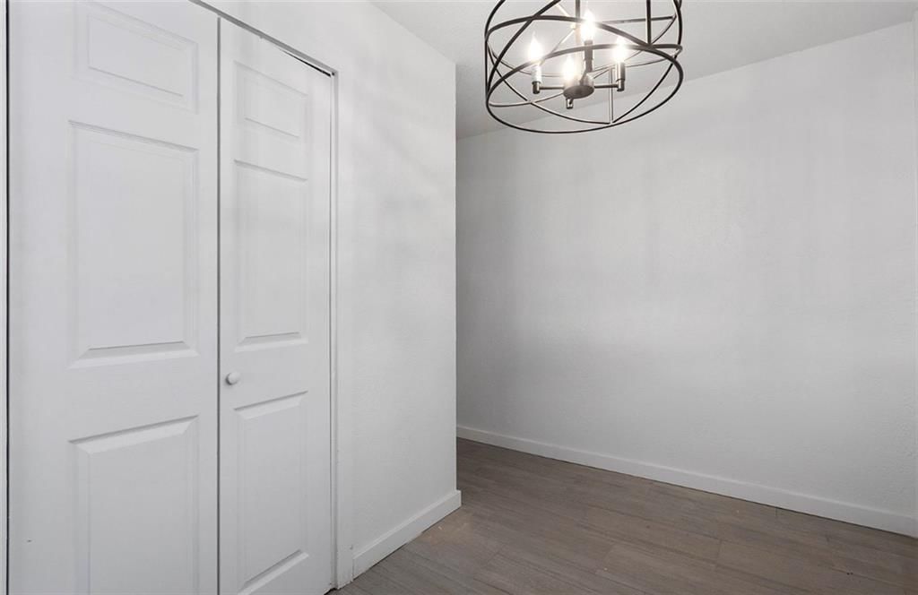7713 Locust Street — photo 15