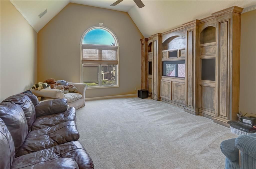 14957 Rosewood Street — photo 38
