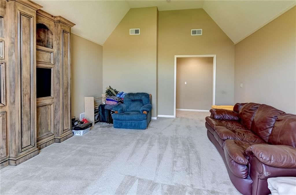 14957 Rosewood Street — photo 39