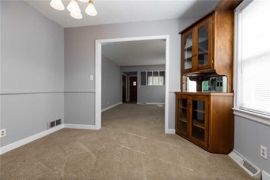 741 Sunset Avenue — photo 16