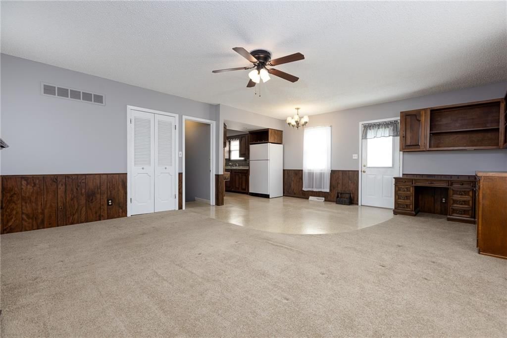741 Sunset Avenue — photo 28
