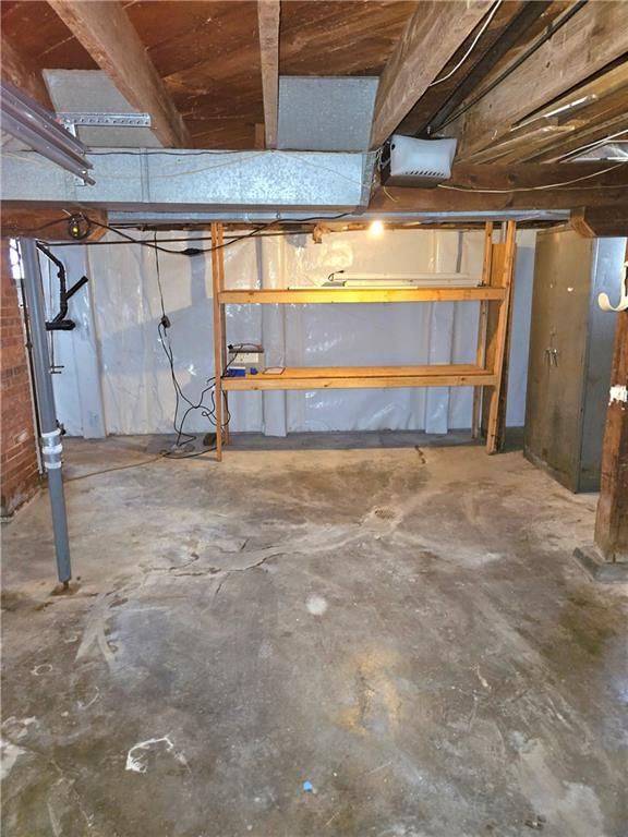 741 Sunset Avenue — photo 32