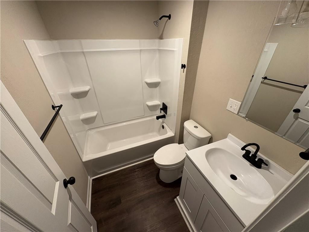 404 Church Street — photo 10