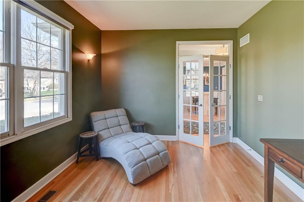 9001 N Hunter Avenue — photo 40