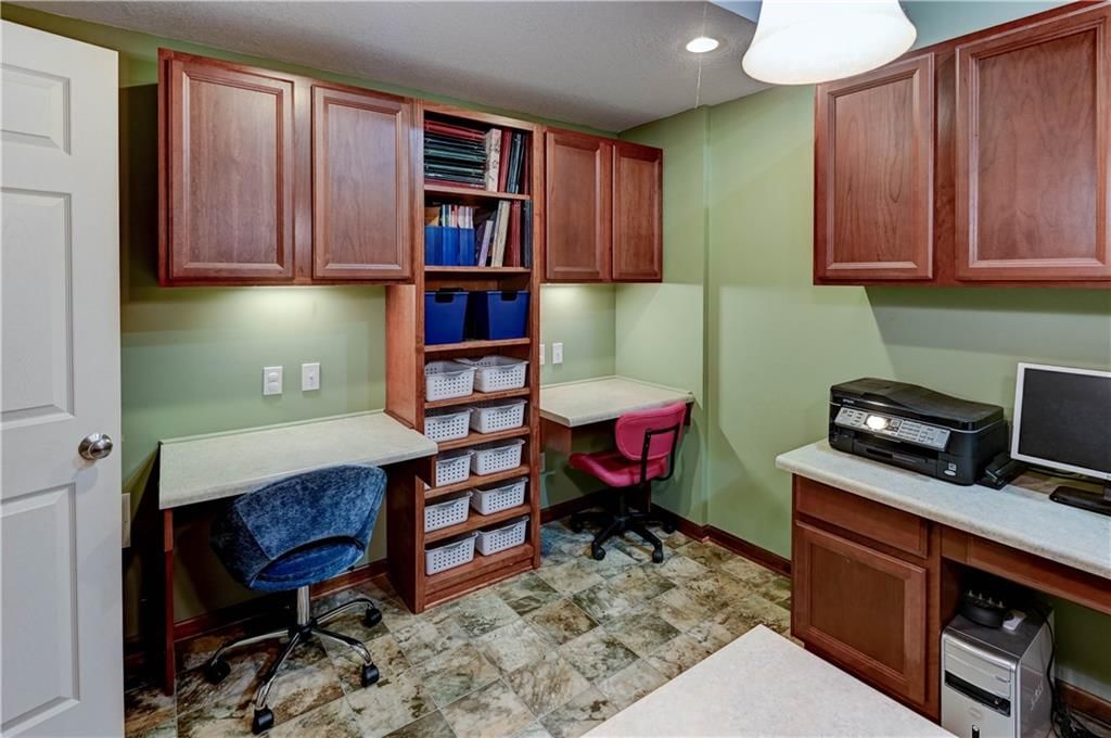 9001 N Hunter Avenue — photo 74