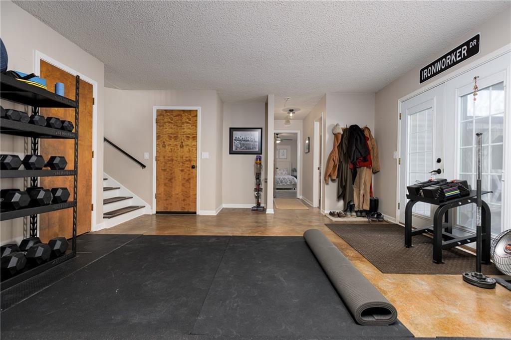 6946 N ATKINS Avenue — photo 30