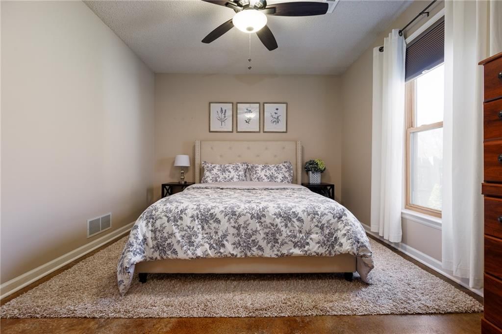 6946 N ATKINS Avenue — photo 34