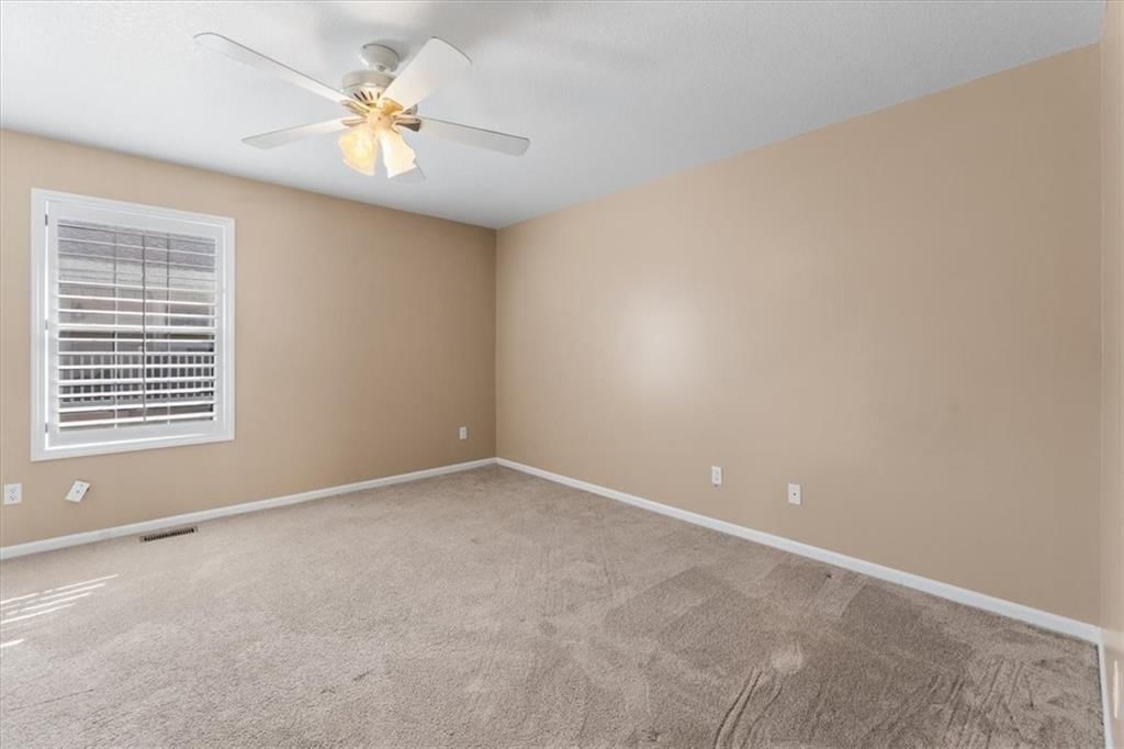 821 NW North Ridge Court — photo 17