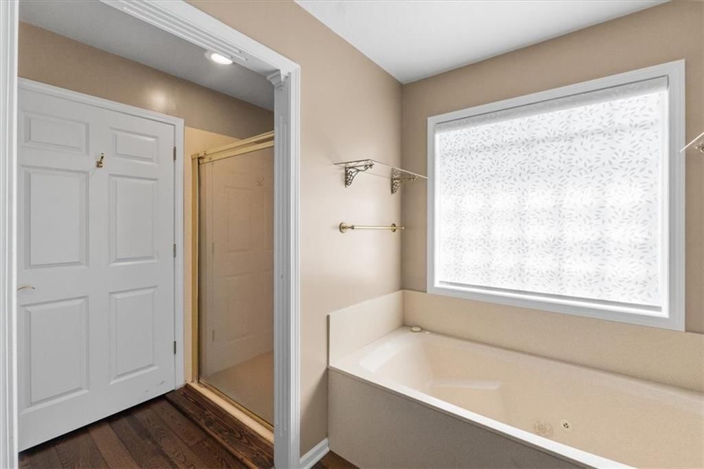 821 NW North Ridge Court — photo 26