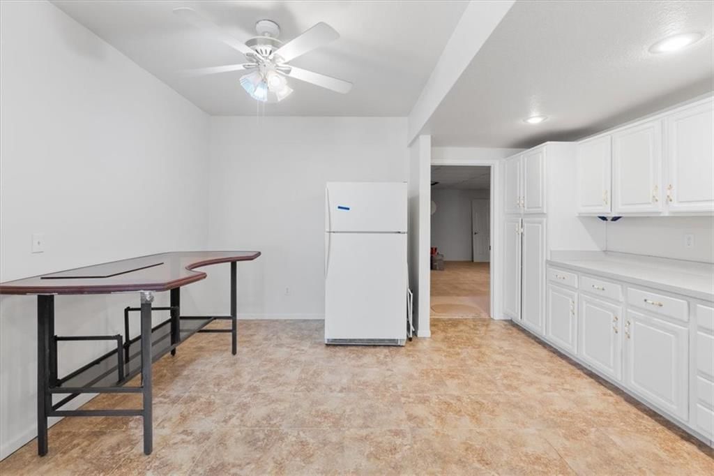 821 NW North Ridge Court — photo 32