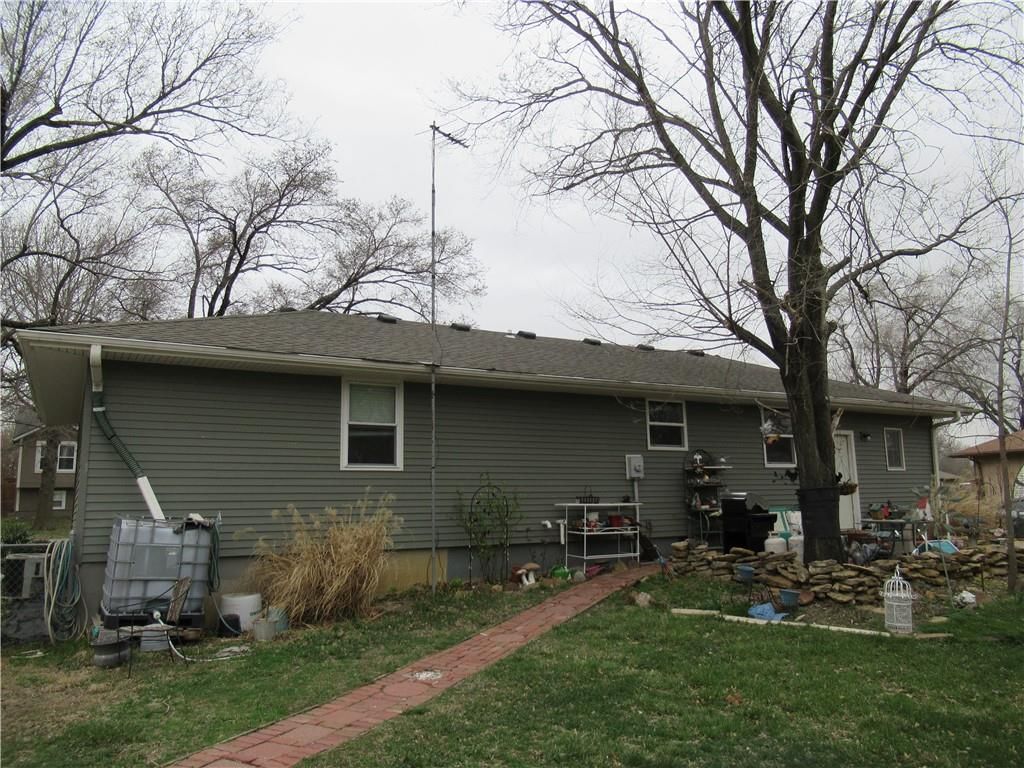 207 N Ohio Street — photo 6