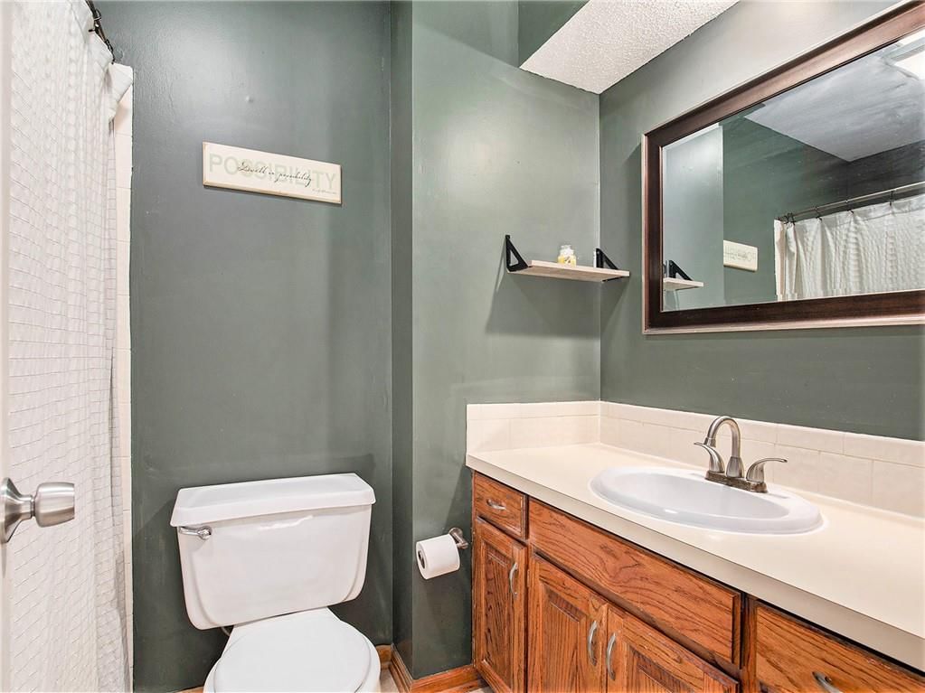 11806 Oakmont Street — photo 24