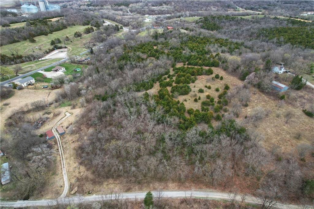 6898 Sherman Road — photo 2