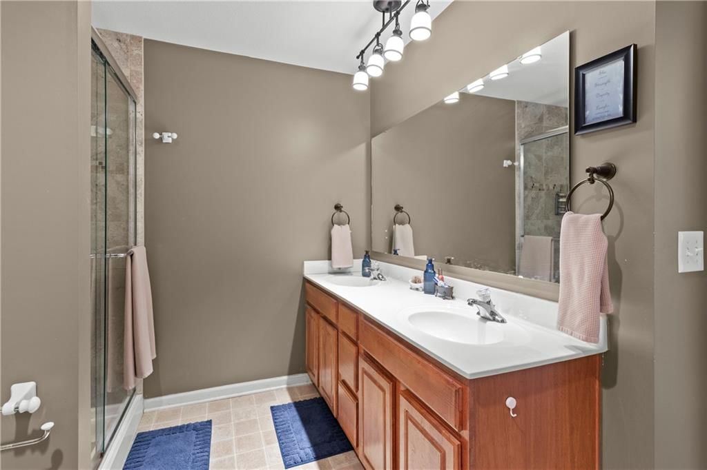 6026 Millbrook Street — photo 18