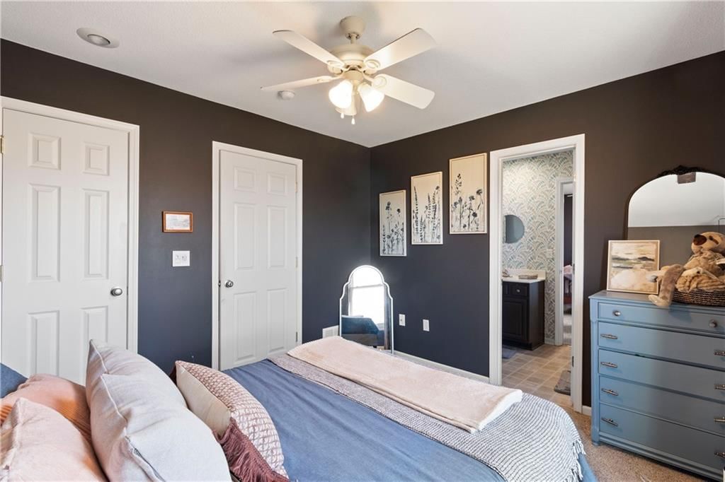 6026 Millbrook Street — photo 27