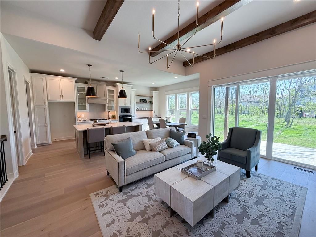 2624 NE Woodland Oak Drive — photo 9