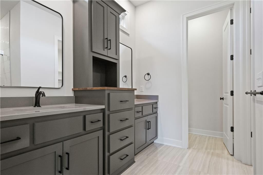 2624 NE Woodland Oak Drive — photo 24