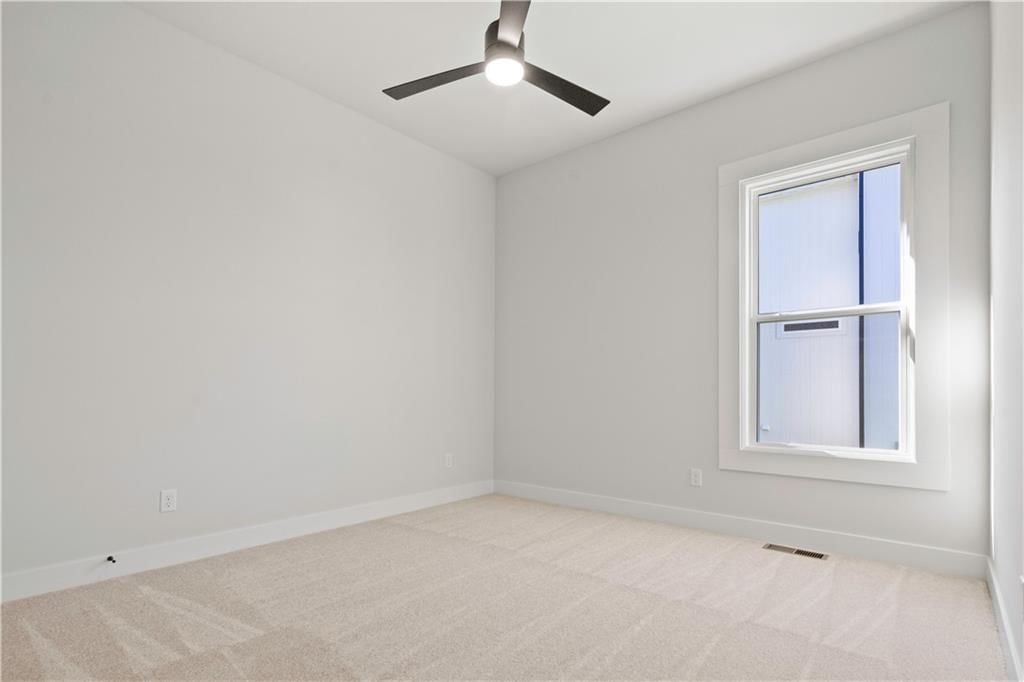 2624 NE Woodland Oak Drive — photo 29