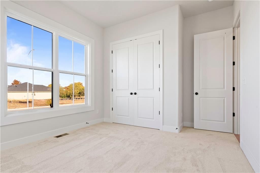 2624 NE Woodland Oak Drive — photo 33