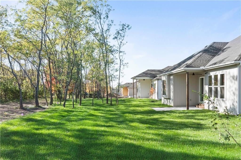 2624 NE Woodland Oak Drive — photo 57