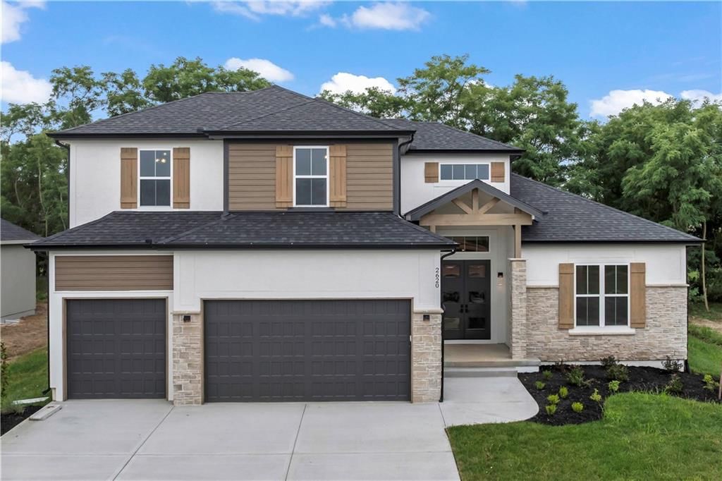 2620 NE Woodland Oak Drive — photo 1