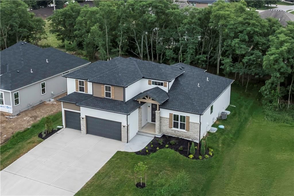 2620 NE Woodland Oak Drive — photo 3