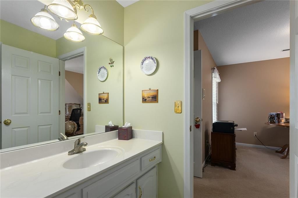6308 NW 78th Street — photo 27