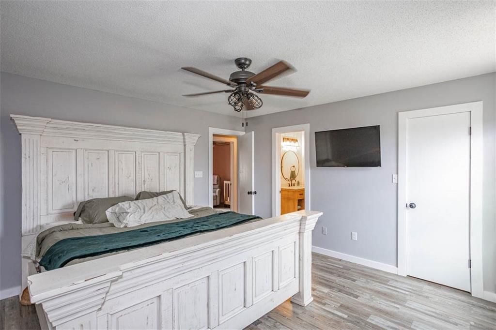 5407 Locust Avenue — photo 25
